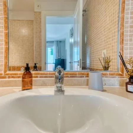 Wonderful 2 Bedroom
