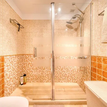 Wonderful 2 Bedroom *