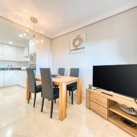 Wonderful 2 Bedroom Manilva